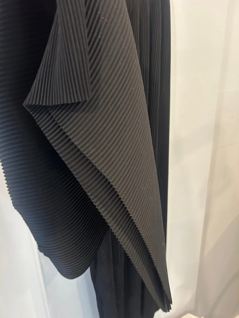Zara Black Pleated Wide Leg Pants - Picture 3 of 3